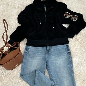 VOGO Athletica Black Teddy Jacket